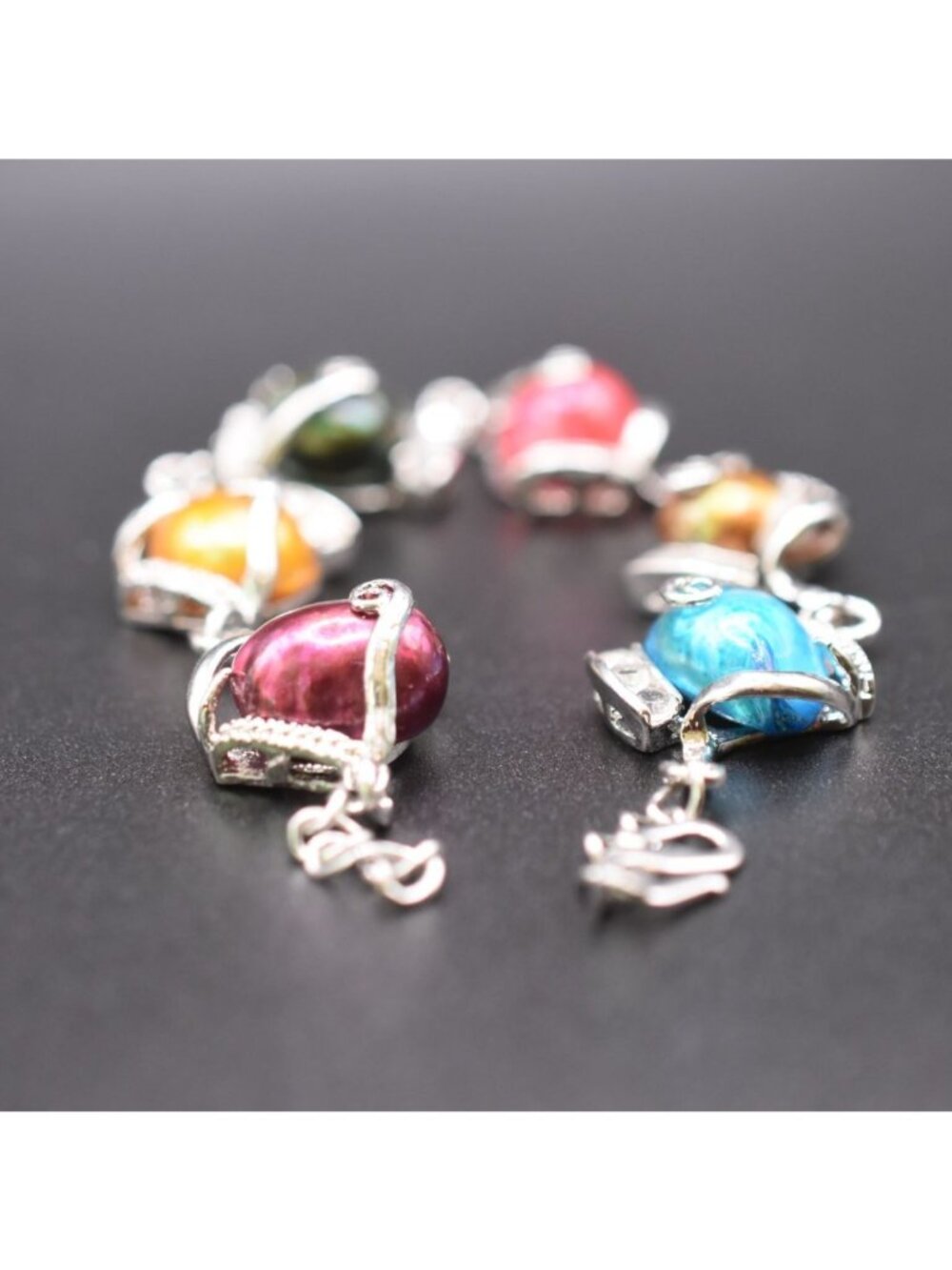 Multicolor Stone & Silver Tone Fish-Link Bracelet Adjustable Length Unique Vinta